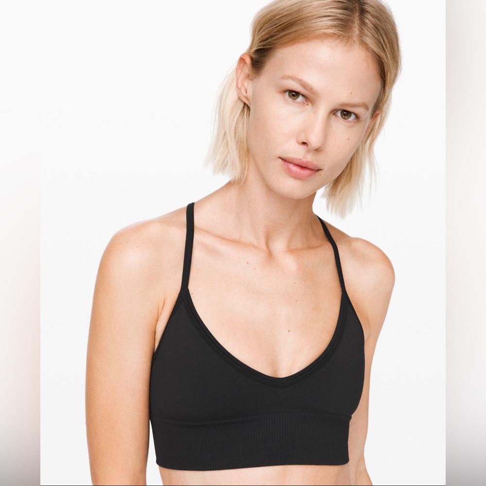 Lululemon Ebb to Street Sports Bra